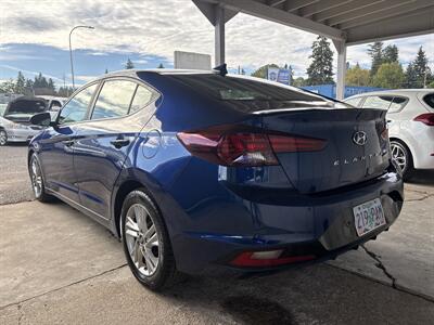 2020 Hyundai ELANTRA SEL   - Photo 5 - Portland, OR 97267