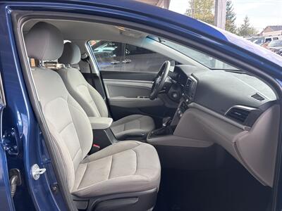 2020 Hyundai ELANTRA SEL   - Photo 18 - Portland, OR 97267