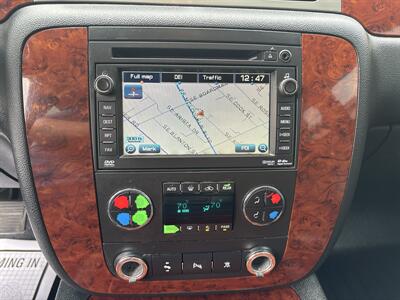 2011 Chevrolet Tahoe LTZ - Photo 26 - Portland, OR 97267