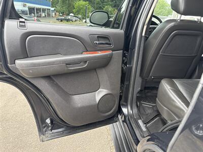 2011 Chevrolet Tahoe LTZ - Photo 14 - Portland, OR 97267