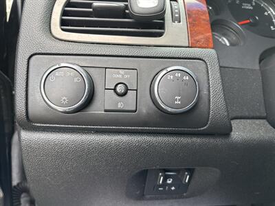 2009 Chevrolet Silverado 2500HD LTZ   - Photo 21 - Portland, OR 97267
