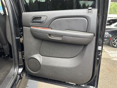 2009 Chevrolet Silverado 2500HD LTZ   - Photo 17 - Portland, OR 97267
