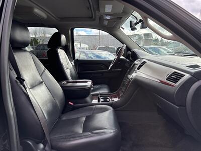 2013 Cadillac Escalade ESV Premium   - Photo 25 - Portland, OR 97267