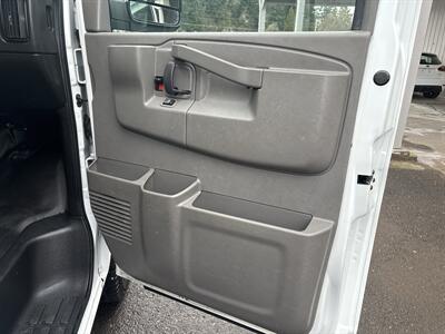 2019 Chevrolet Express 2500   - Photo 23 - Portland, OR 97267