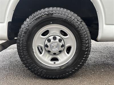 2019 Chevrolet Express 2500   - Photo 26 - Portland, OR 97267