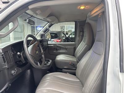 2019 Chevrolet Express 2500   - Photo 10 - Portland, OR 97267