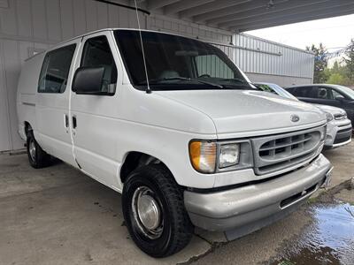 1998 Ford E-150 Sedan