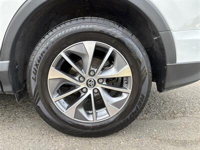 2018 Toyota RAV4 Hybrid LE   - Photo 26 - Portland, OR 97267