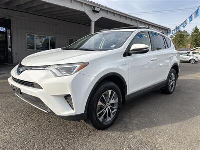 2018 Toyota RAV4 Hybrid LE   - Photo 3 - Portland, OR 97267