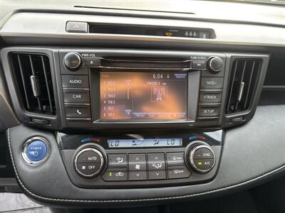 2018 Toyota RAV4 Hybrid LE   - Photo 18 - Portland, OR 97267