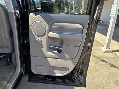 2004 Dodge Ram 1500 Laramie   - Photo 16 - Portland, OR 97267