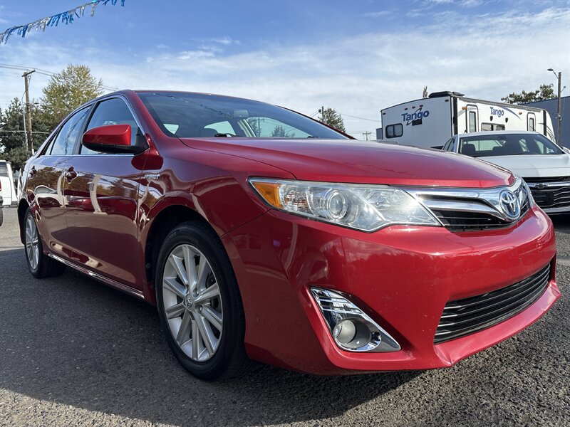 2014 Toyota Camry Hybrid XLE   - Photo 1 - Portland, OR 97267