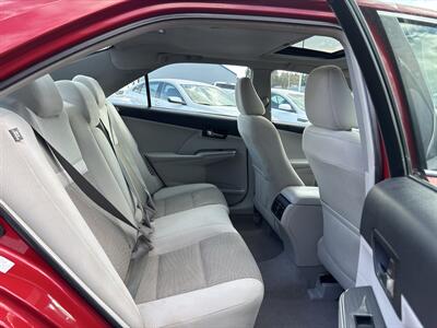 2014 Toyota Camry Hybrid XLE - Photo 17 - Portland, OR 97267