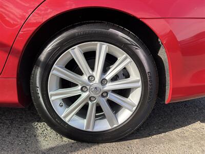 2014 Toyota Camry Hybrid XLE - Photo 26 - Portland, OR 97267