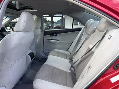 2014 Toyota Camry Hybrid XLE - Photo 13 - Portland, OR 97267