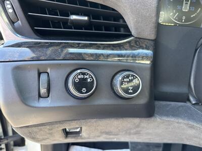 2015 Cadillac Escalade Platinum - Photo 20 - Portland, OR 97267