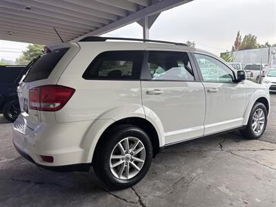 2018 Dodge Journey SXT   - Photo 6 - Portland, OR 97267