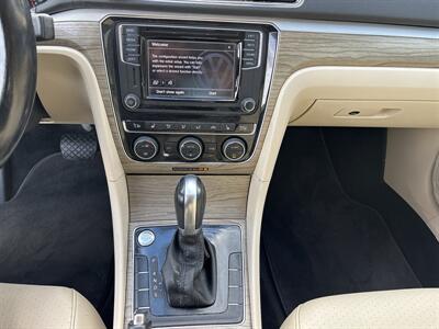 2017 Volkswagen Passat 1.8T SE - Photo 20 - Portland, OR 97267