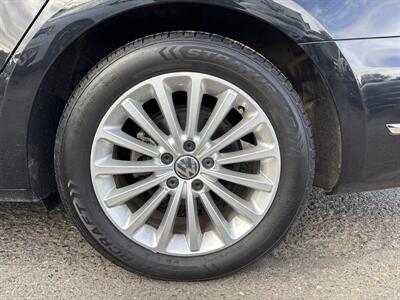 2017 Volkswagen Passat 1.8T SE - Photo 25 - Portland, OR 97267
