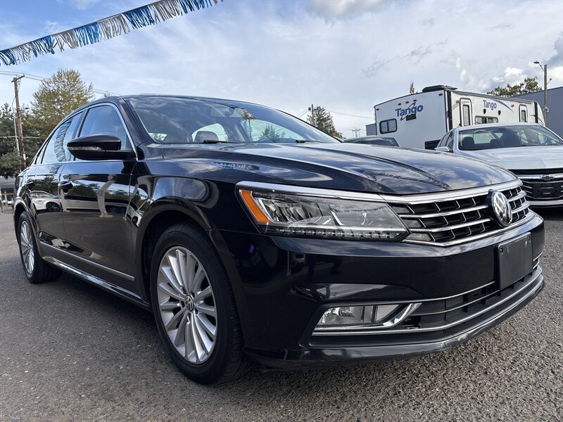 2017 Volkswagen Passat 1.8T SE   - Photo 1 - Portland, OR 97267