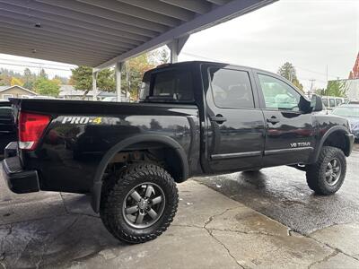 2015 Nissan Titan SV - Photo 8 - Portland, OR 97267