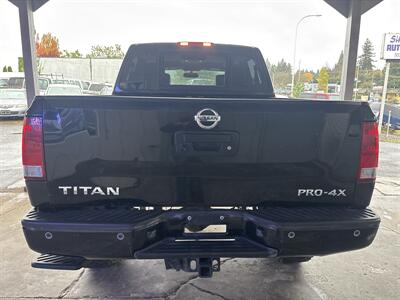 2015 Nissan Titan SV - Photo 6 - Portland, OR 97267