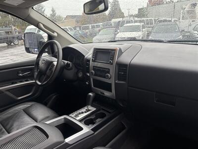 2015 Nissan Titan SV - Photo 20 - Portland, OR 97267