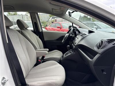 2012 Mazda Mazda5 Sport   - Photo 19 - Portland, OR 97267