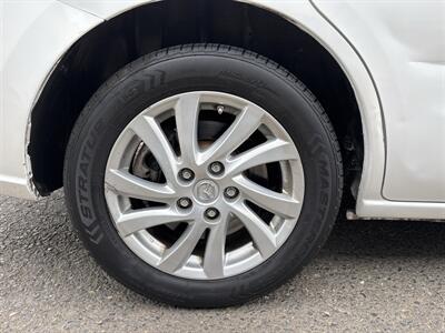 2012 Mazda Mazda5 Sport   - Photo 24 - Portland, OR 97267