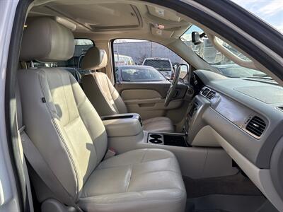 2011 Chevrolet Suburban LT   - Photo 18 - Portland, OR 97267