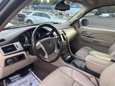 2009 Cadillac Escalade   - Photo 12 - Portland, OR 97267