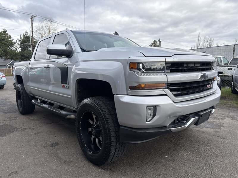 2017 Chevrolet Silverado 1500 LT   - Photo 1 - Portland, OR 97267