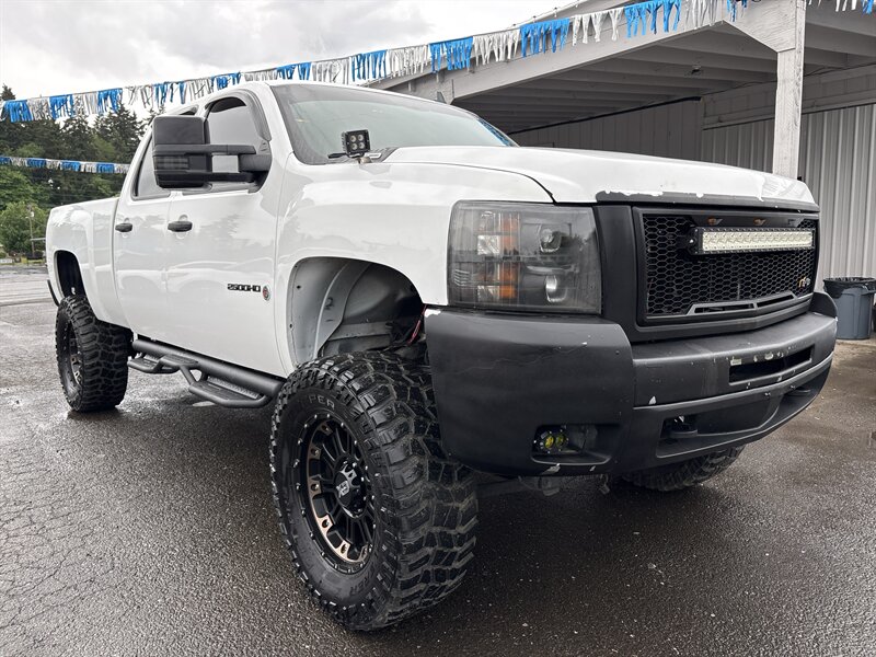 2008 Chevrolet Silverado HD 1LT 4WD Crew Cab SWB's photo