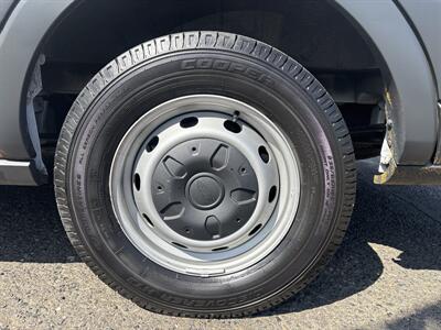 2017 Ford Transit 150   - Photo 23 - Portland, OR 97267