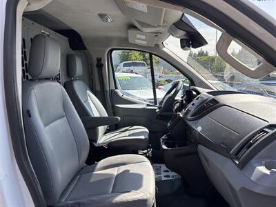 2017 Ford Transit 150   - Photo 18 - Portland, OR 97267