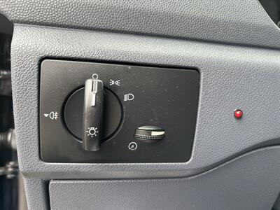 2013 Ford Transit Connect XLT - Photo 16 - Portland, OR 97267