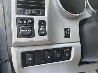 2008 Toyota Sequoia Limited   - Photo 18 - Portland, OR 97267