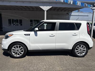 2018 Kia Soul +   - Photo 4 - Portland, OR 97267