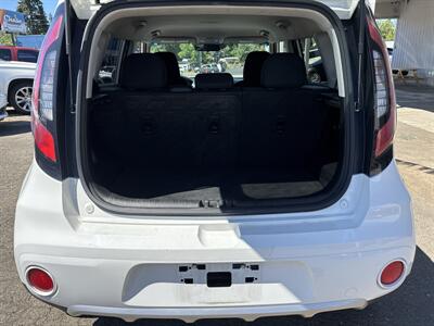 2018 Kia Soul +   - Photo 15 - Portland, OR 97267