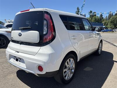 2018 Kia Soul +   - Photo 7 - Portland, OR 97267