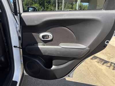 2018 Kia Soul +   - Photo 16 - Portland, OR 97267