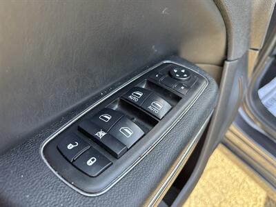 2014 Dodge Charger SXT   - Photo 10 - Portland, OR 97267