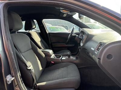 2014 Dodge Charger SXT   - Photo 18 - Portland, OR 97267