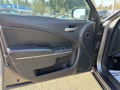 2014 Dodge Charger SXT   - Photo 9 - Portland, OR 97267