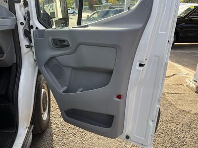 2016 Ford Transit 350 - Photo 14 - Portland, OR 97267