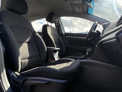 2020 Hyundai ELANTRA SEL - Photo 12 - Portland, OR 97267