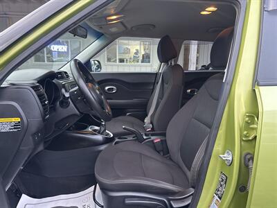 2018 Kia Soul LX   - Photo 8 - Portland, OR 97267
