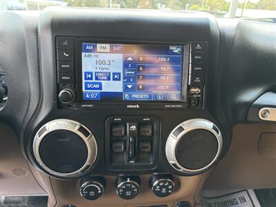 2012 Jeep Wrangler Unlimited Sahara   - Photo 23 - Portland, OR 97267