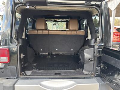 2012 Jeep Wrangler Unlimited Sahara   - Photo 15 - Portland, OR 97267