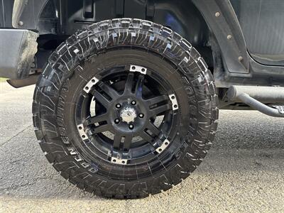 2012 Jeep Wrangler Unlimited Sahara   - Photo 27 - Portland, OR 97267